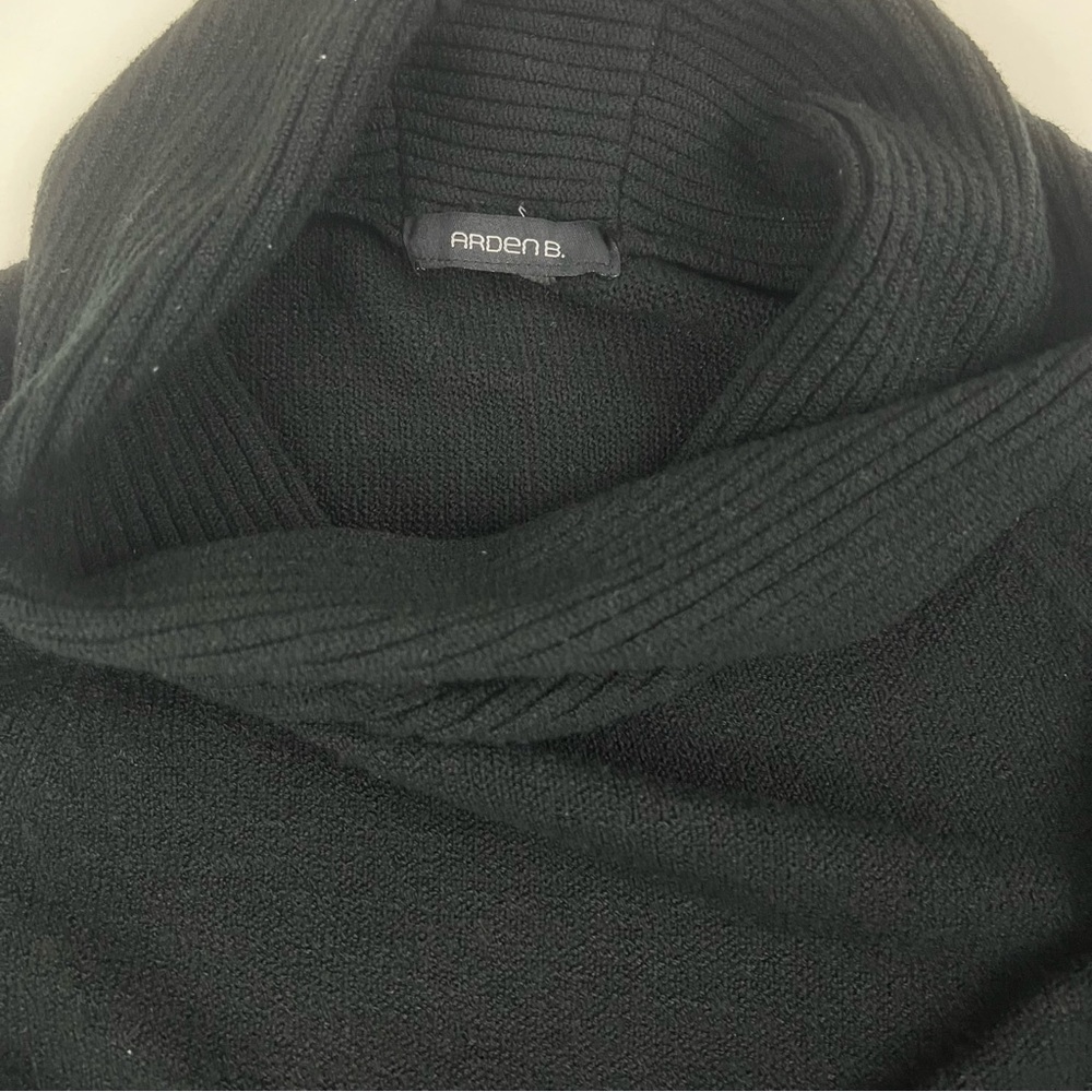 Arden B Shawl Neck Sweater Size Small - Picture 3 of 4